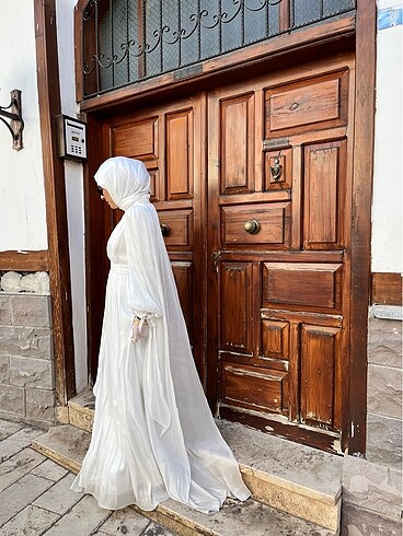 Nikah elbisesi