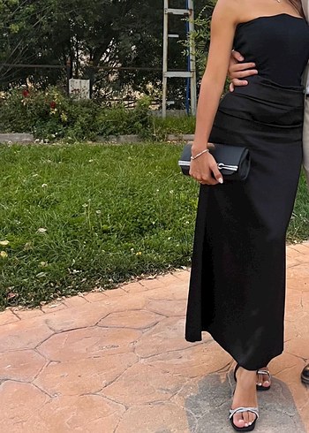Siyah Drapeli Uzun Straplez Abiye Elbise - Görsel 2
