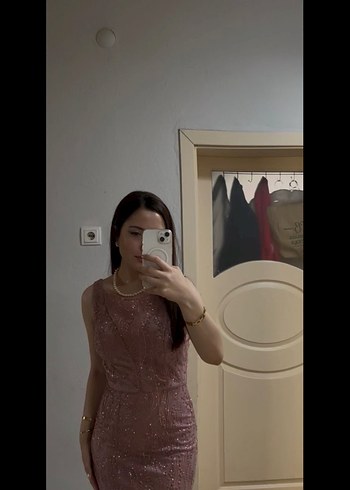 Pembe İşlemeli Uzun Kollu Abiye Elbise - Görsel 3