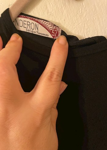 52 Beden siyah Renk Düğmeli, Saten Kumaşlı tunik