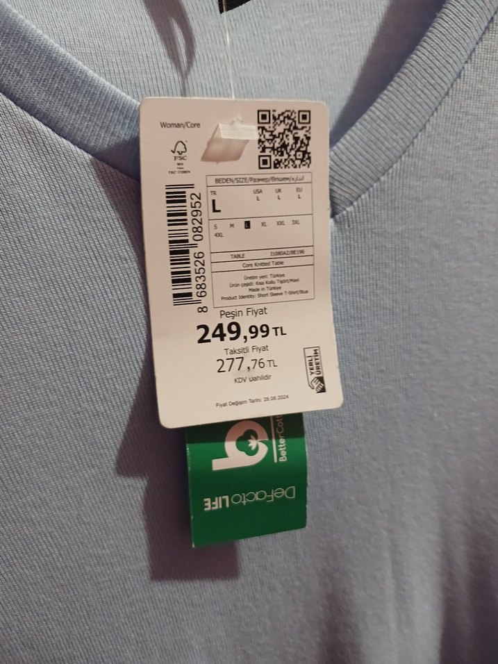 Mavi V Yaka Kısa Kollu Kadın Tişört - Görsel 3