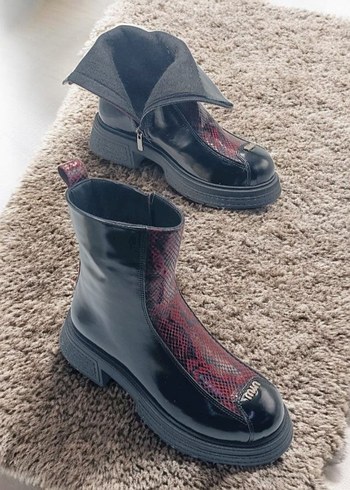 Hakiki Deri Kadın Bot - Görsel 2