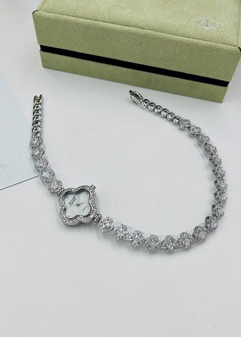 Van Cleef&Arpels Saat - Görsel 7