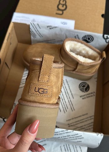 UGG  Mini Platform - Görsel 4