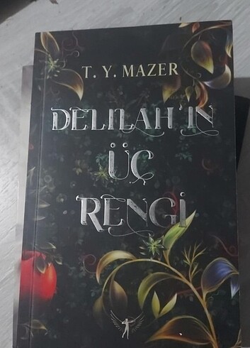 Delilahın üç rengi kitap 