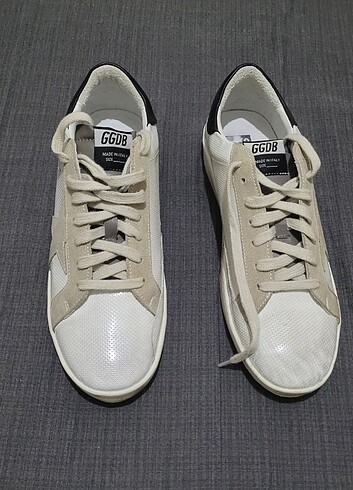 golden-goose-deluxe 43