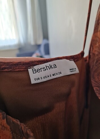 s Beden Bershka kısa elbise