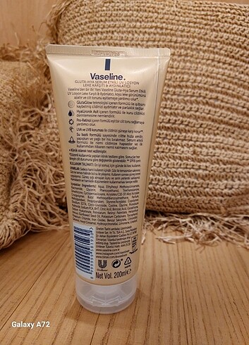 Vaseline Gluta-Hya - Görsel 2
