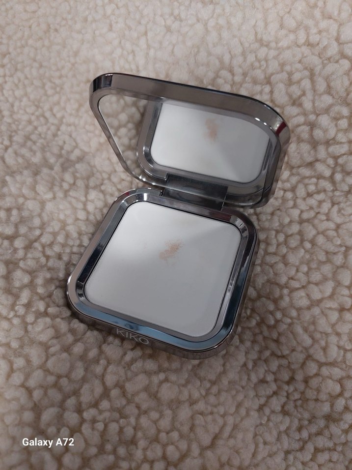 Kiko Gri Transparan Kompankt Pudra - Görsel 3