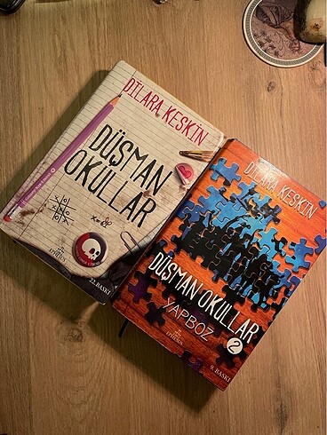  Düşman okullar 1 ve 2. kitap