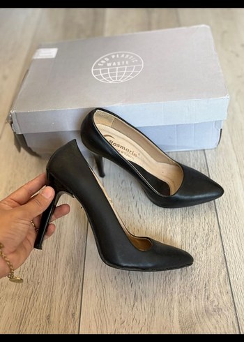 36 Beden Siyah Modern Klasik Stiletto Topuklu Kadın Ayakkabı