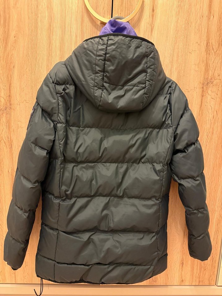 Hummel mont 7- 8 kere giydim en fazla - Görsel 2