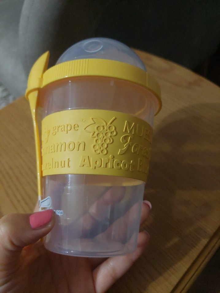 Sarı Yeni etiketli atıştırmalık kabı - Görsel 2