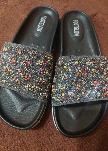 37 numara Boncuk İşlemeli Renkli Platform Terlik HİÇ GİYİLMEDİ. - Görsel 2