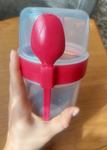 Renkli Kırmızı Saklama Kabı ve Kaşık Seti - Görsel 5