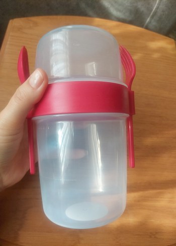 Renkli Kırmızı Saklama Kabı ve Kaşık Seti - Görsel 3