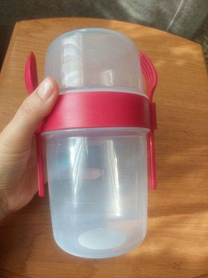 Renkli Kırmızı Saklama Kabı ve Kaşık Seti - Görsel 3