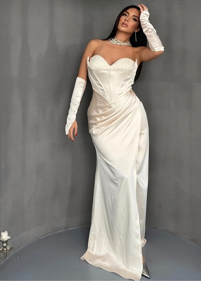 Seyyar kol göğsü taşlı abiye - Görsel 2