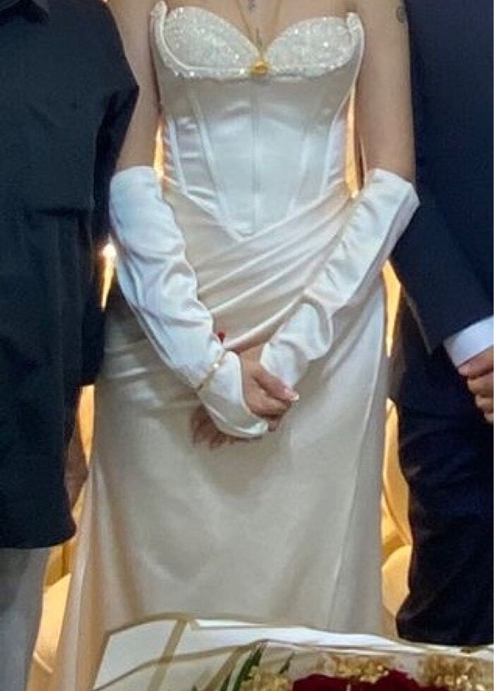 Seyyar kol göğsü taşlı abiye - Görsel 3