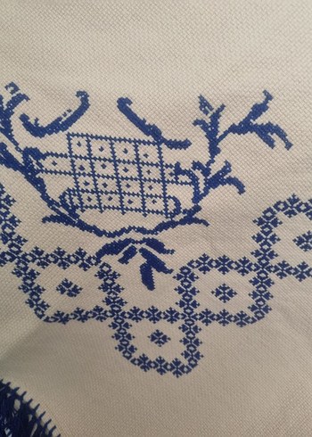 Pembe Nakışlı Püsküllü Masa Örtüsü - Görsel 3