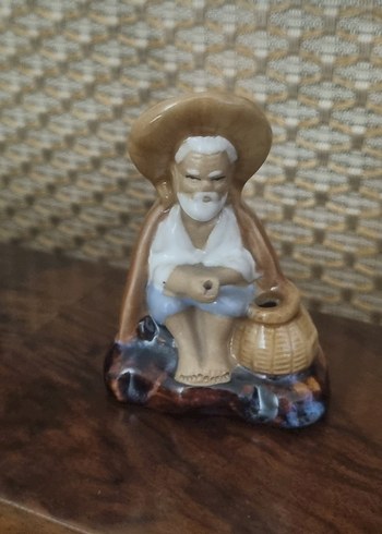 Kahverengi Eskitilmiş Çinli Figürin Seti - Görsel 5