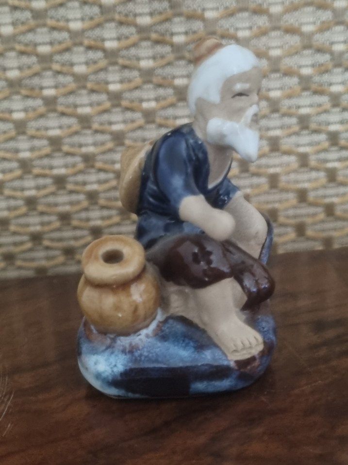 Kahverengi Eskitilmiş Çinli Figürin Seti - Görsel 3