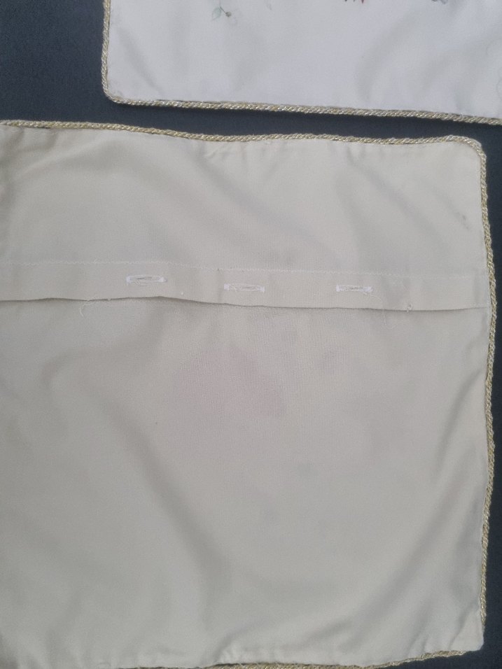 El boyamalı Pastel Renk Beyaz Kırlent Kılıfı - Görsel 3