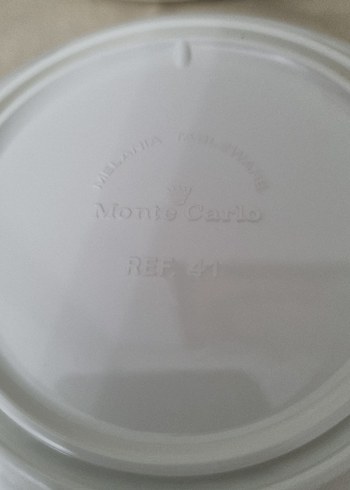 Monte Carlo Beyaz renkli desenli melamin tabak seti - Görsel 5