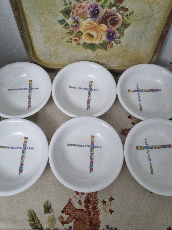 Monte Carlo Beyaz renkli desenli  melamin tabak seti - Görsel 3