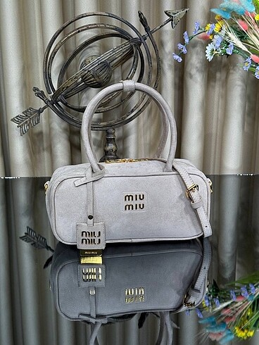MİU MİU KADIN ÇANTA - Görsel 5