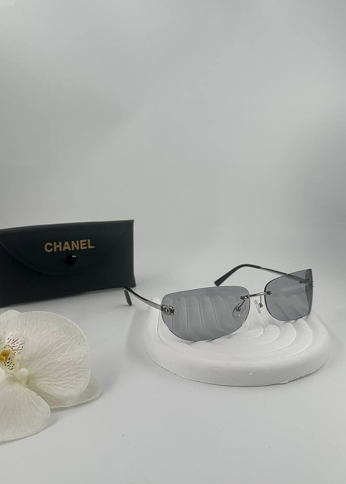 CHANEL SWAROVSKİ TAŞLI KADIN GÜNEŞ GÖZLÜĞÜ - Görsel 3
