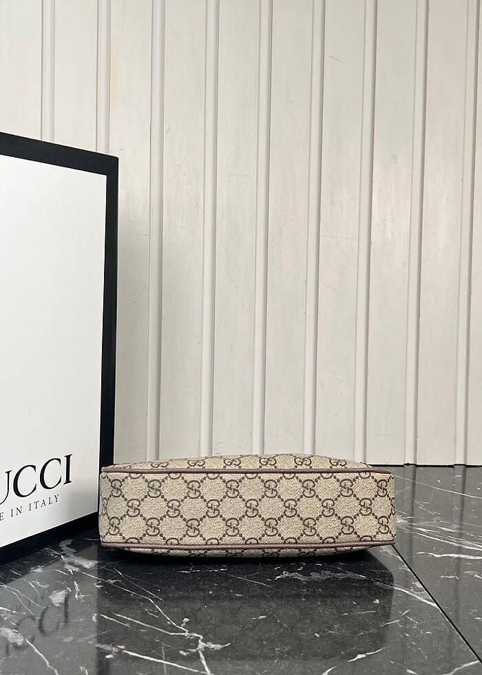 KADIN KOL ÇANTASI & CHARM - Görsel 3