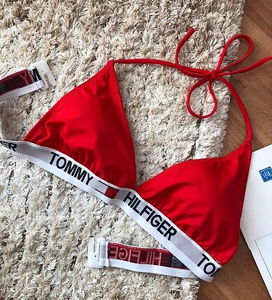 Tommy bikini ustu