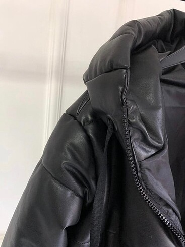 Zara Deri Mont