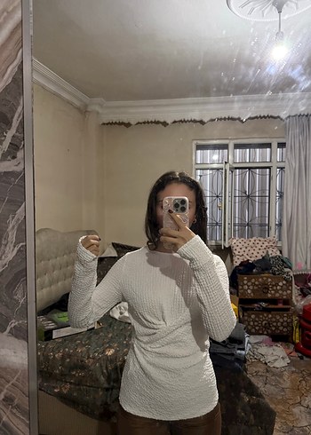 Uzun kollu büzgülü dokulu bluz - Görsel 7