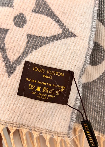 Louis Vuitton Gri Püsküllü Bohem Kadın Şal