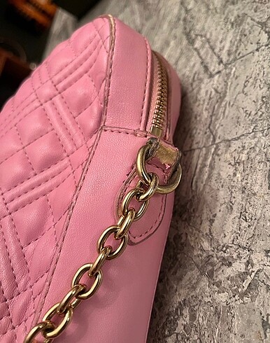  Beden Orijinal Pembe Moschino Zincirli Çanta