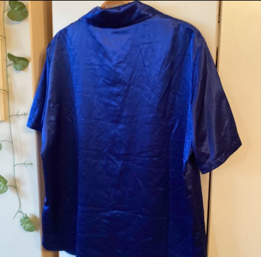 Etiketli Saks Mavisi Unisex Saten Gömlek - Görsel 3