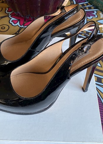 Siyah Rugan Platform İnce Topuklu Ayakkabı - Görsel 2