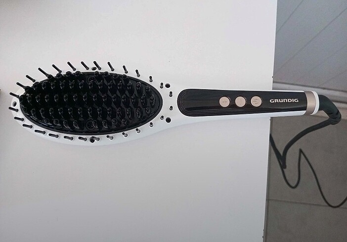 Saç düzleştirici