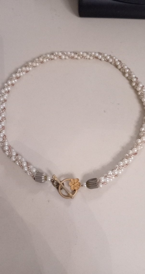 Beyaz Boncuklu Midi Kadın Kolye - Görsel 2