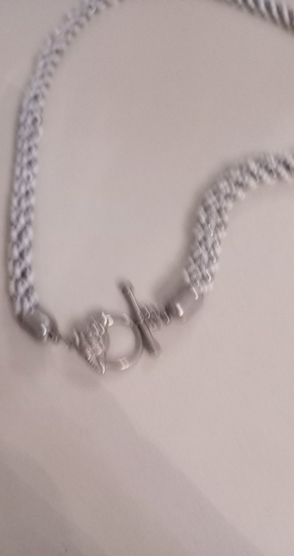 Gri Yılan Desenli Zincir Detaylı Kadın El Zinciri - Görsel 3