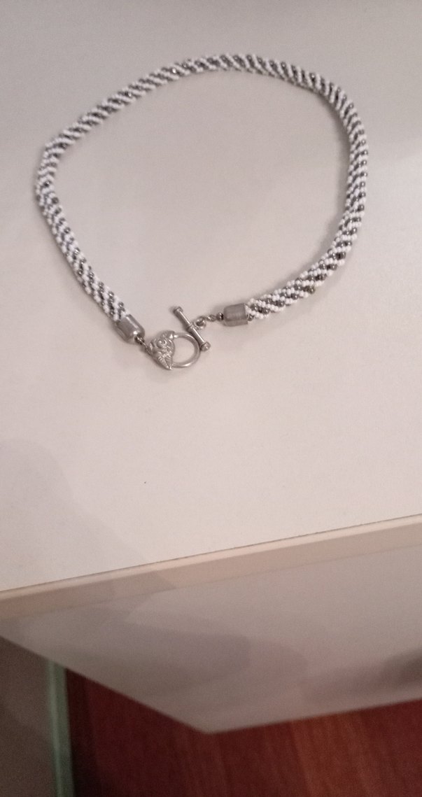 Gri Yılan Desenli Zincir Detaylı Kadın El Zinciri - Görsel 4