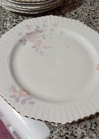 Pastel Renkli Beyaz Desenli 8 kişilik yemek takımı - Görsel 4