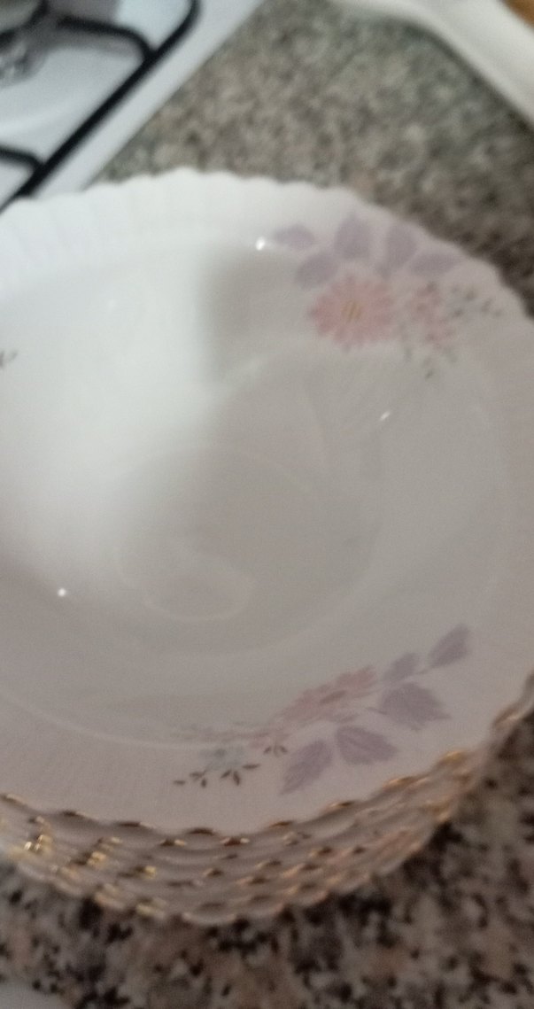 Pastel Renkli Beyaz Desenli 8 kişilik yemek takımı - Görsel 3