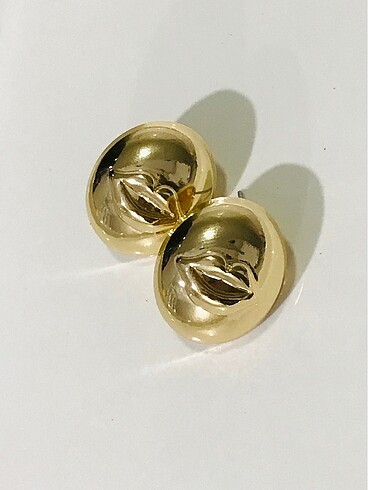 Gold Dudak Baskılı Küpe