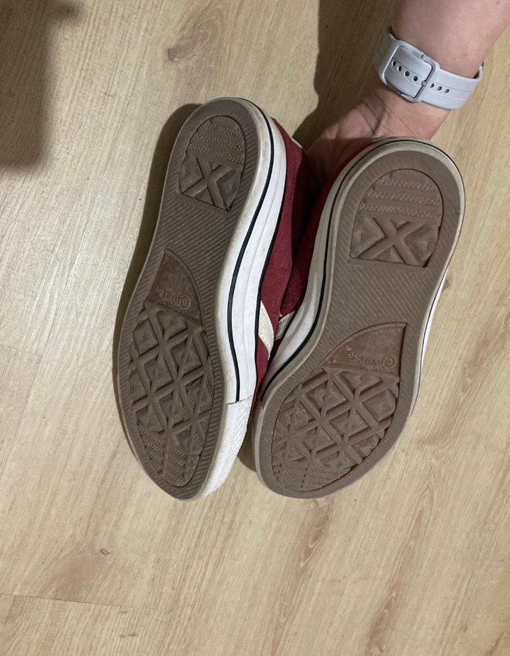 kırmızı converse ayakkabı - Görsel 4