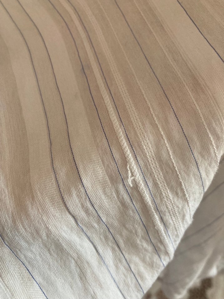 Beyaz Uzun Kollu Pliseli Keten Gömlek - Görsel 4