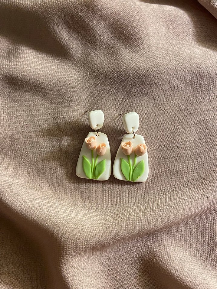 Lale Tasarım Küpe - Görsel 2