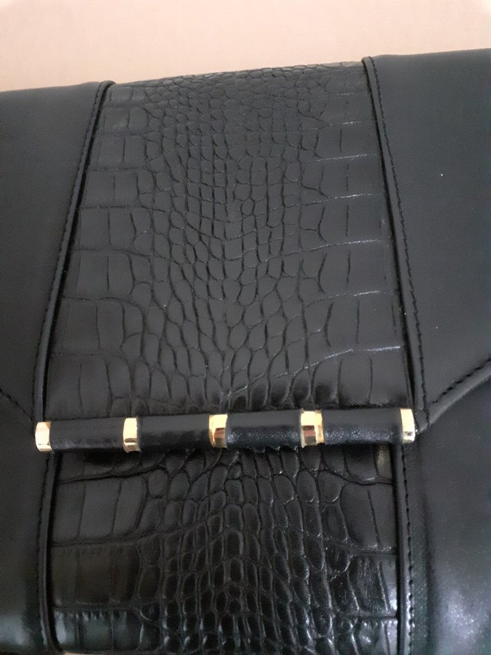 Siyah Deri Yılan Desenli Tokalı Kadın Çanta - Görsel 3